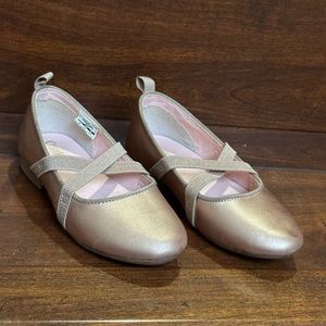 SOLD‼️ OshKosh B’gosh Ballet Flats Toddler Girls